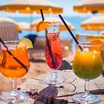 Club Oustal Del Mar