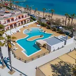 Hotel Club Oustal Del Mar Le Lavandou
