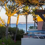 Club Oustal Del Mar Hotel 4*