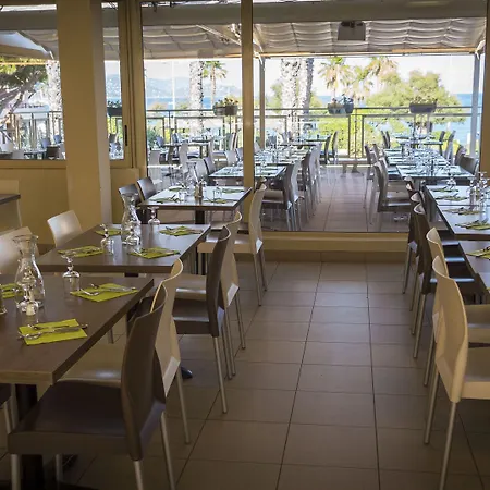 Club Oustal Del Mar Отель 4*