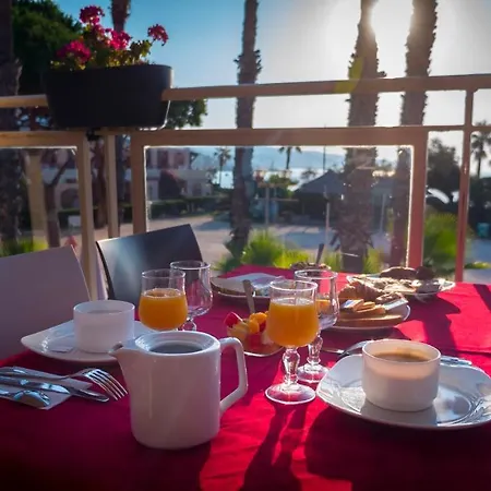 Club Oustal Del Mar