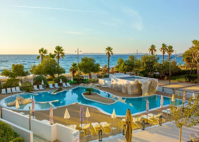 Club Oustal Del Mar 르 라방두