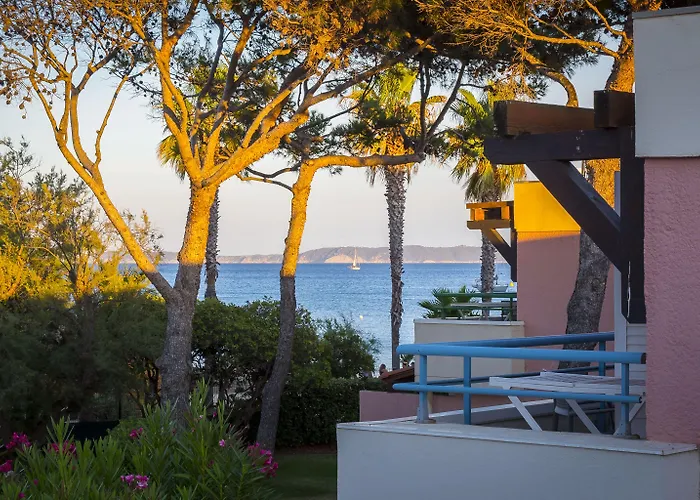 Club Oustal Del Mar 호텔 4*